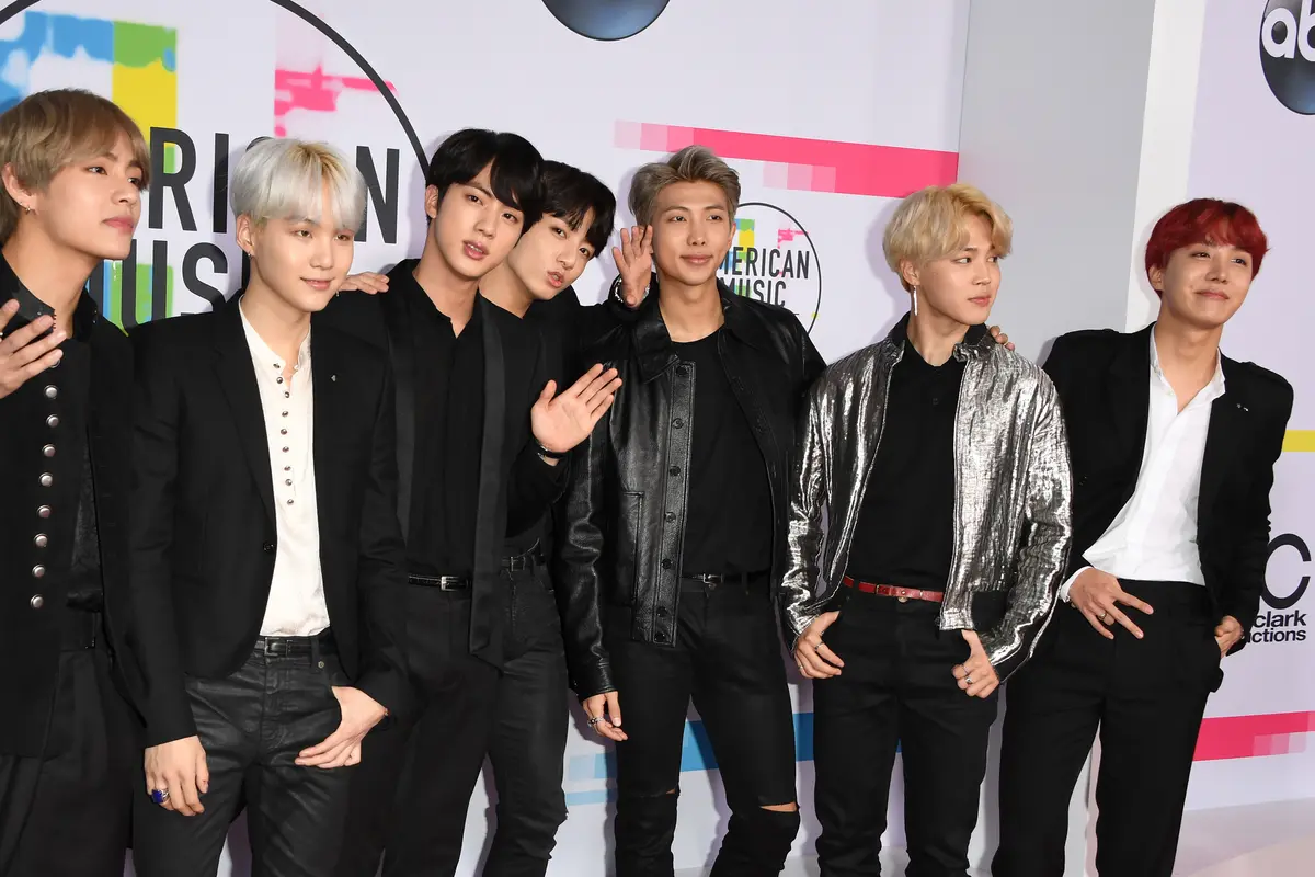 BTS di Red Carpet AMA 2017