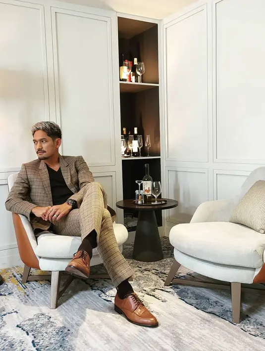 Dari sejumlah pesan yang diberikan, yang paling diingat Ibnu Jamil adalah saat mendiang menitipkan sang anak. "(Pesannya) 'jagain anak saya', pasti semua orangtua gitu," pungkasnya. (Instagram/ibnujamilo)