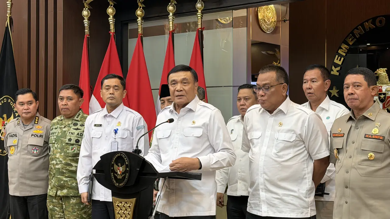 Menteri Koordinator Bidang Politik dan Keamanan (Polkam) Djamari Chaniago