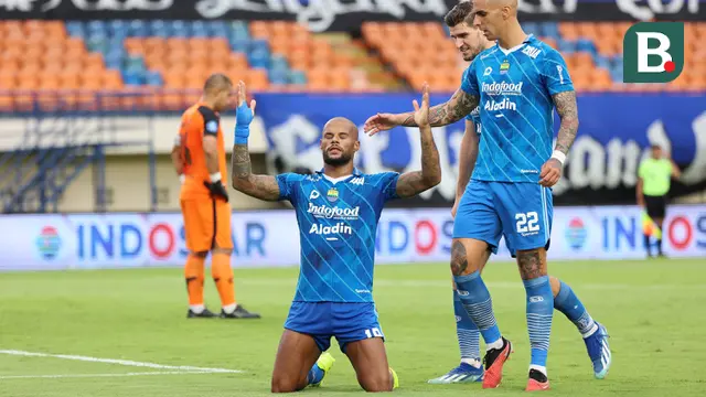 Persib Bandung vs Persija Jakarta - BRI Liga 1 2023/2024