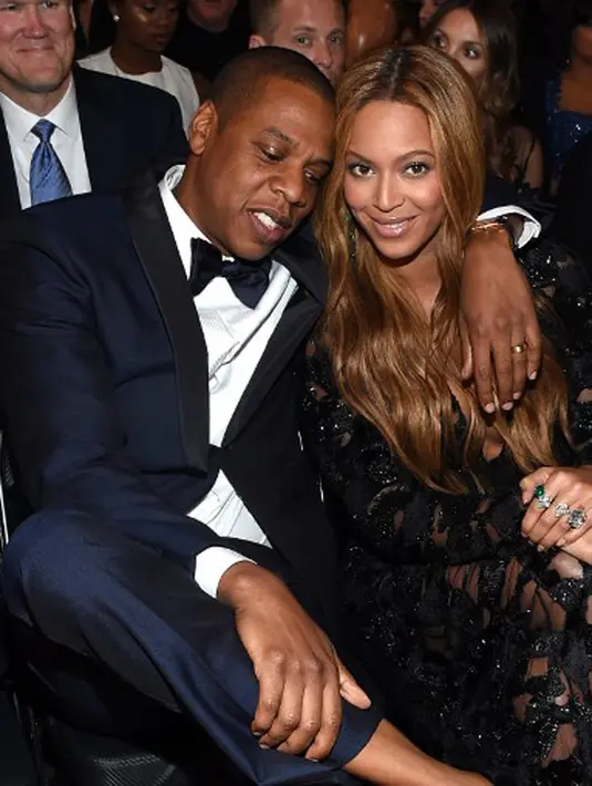 Mengunggah sebuah foto sambil memamerkan perut buncitnya dan berlatarkan bunga-bunga, Beyonce menuliskan bahwa saat ini keluarganya sedang berbahagia atas kehamilannya dan ia berterima kasih atas doa-doa terbaik. (AFP/Bintang.com)