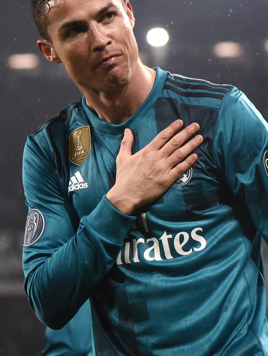 Terbukti rataan 50 gol dicapai setiap musim. Ronaldo ditebus Juventus dari Real Madrid lebih kurang 90 Juta Euro, harga yang cukup pantas bagi ayah empat anak ini. (AFP/Marco Bertorello)