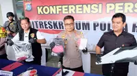 Konferensi pers penangkapan jambret di Polda Riau yang menewaskan korbannya. (Liputan6.com/M Syukur)