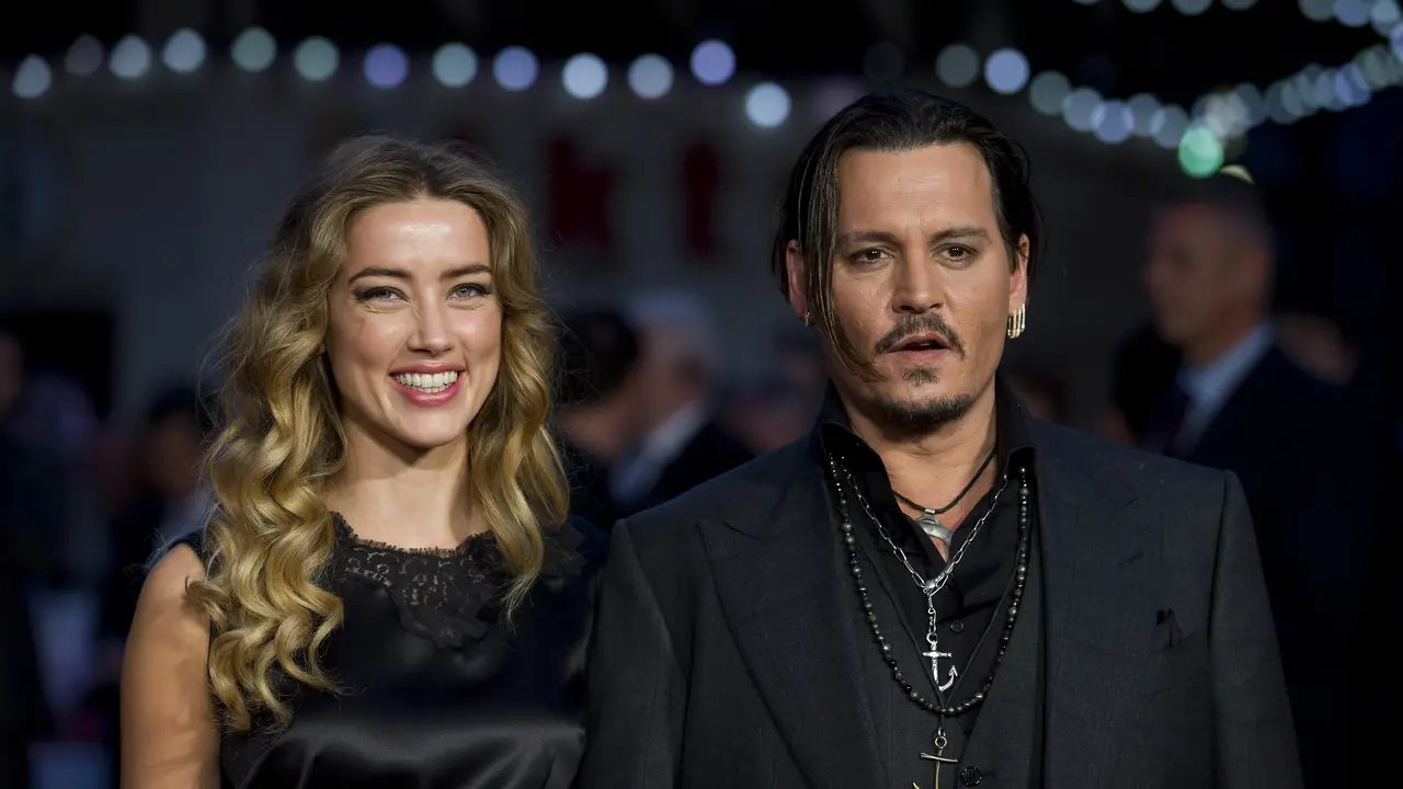 [Bintang] Johnny Depp - Amber Heard