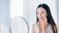 Sunscreen di Dalam Ruangan: Ini Alasan Mengapa Kamu Tetap Wajib Memakainya meski Seharian di Rumah