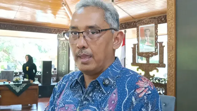 Direktur Kepercayaan Terhadap Tuhan Yang Maha Esa dan Masyarakat Adat Kemendikbudristek RI, Sjamsul Hadi. (Liputan6.com/Ahmad Adirin)