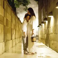 Setahun sudah Ashraf Sinclair pergi untuk selamanya meninggalkan Bunga Citra Lestari dan sang anak, Noah. Tentu bukan hal mudah bagi BCL dan Noah kehilangan orang tersayang mereka. (Instagram/bclsinclair)