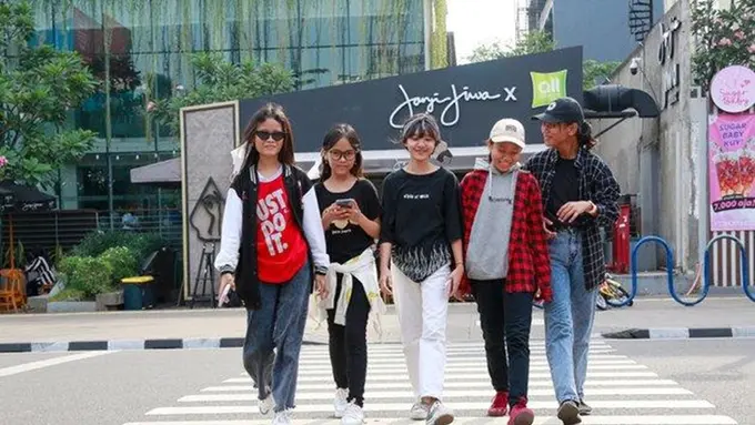 Viral Citayam Fashion Week, Bukti Kreativitas Anak Muda Hadirkan Gaya Busana Ikonik