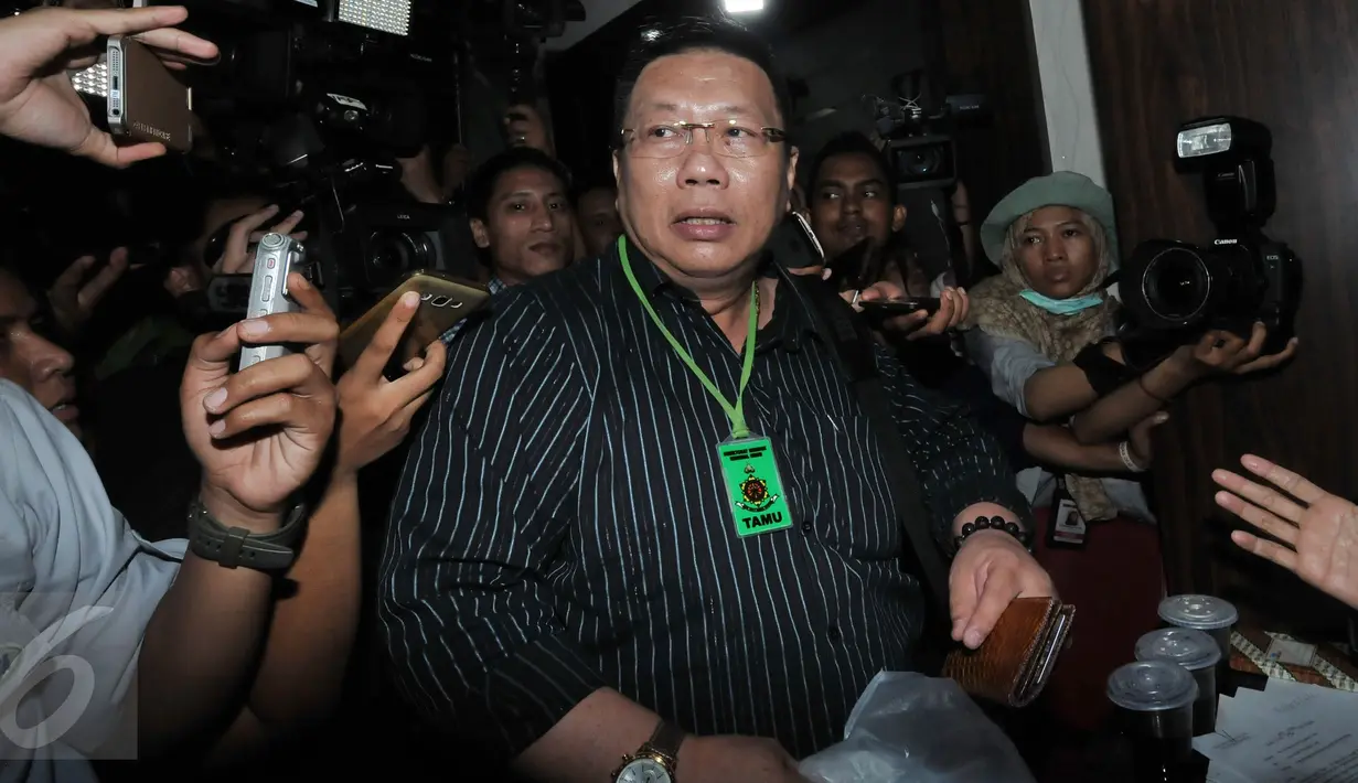 Pengacara Jessica Kumala Wongso, Yudi Wibowo Sukinto saat kunjungi Polda Metro Jaya, Jakarta, (30/1). Kedatangannya untuk  mendampingi kliennya Jesicca menjalani pemeriksaan setelah di tetapkan sebagai tersangka. (Liputan6.com/JohanTallo)