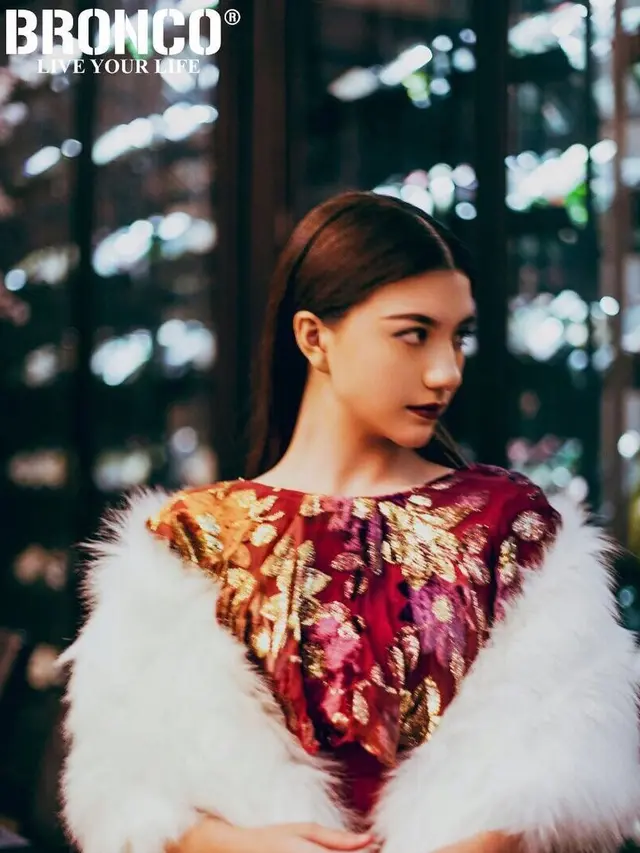 Biasa Natural, 6 Potret Cassandra Lee dengan Makeup Tebal Ini Bikin Pangling
