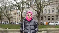 Seperti momen liburan Eva Celia dan Demas Narawangsa di Eropa baru-baru ini. Ada potret Eva Celia yang terlihat mengenakan penutup kepala yang mencuri perhatian. Seketika netizen menyebut Eva Celia mengenakan hijab. (Liputan6.com/IG/@evacelia).