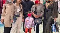 Momen Kedekatan Keluarga Athalla Naufal dan Ansellma Putri. (Sumber: Instagram.com/athallanaufal7)