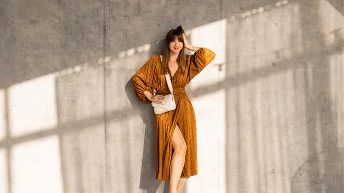 perempuan fashionable