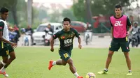 Andik Vermansah dalam sesi latihan Kedah FA di Stadion Sultan Abdul Halim, Senin (19/2/2018). (Bola.com/Dok. Facebook Kedah FA)