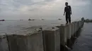 Kementerian Kelautan dan Perikanan (KKP) telah mengungkap pemilik tanggul beton tersebut. (merdeka.com/Arie Basuki)