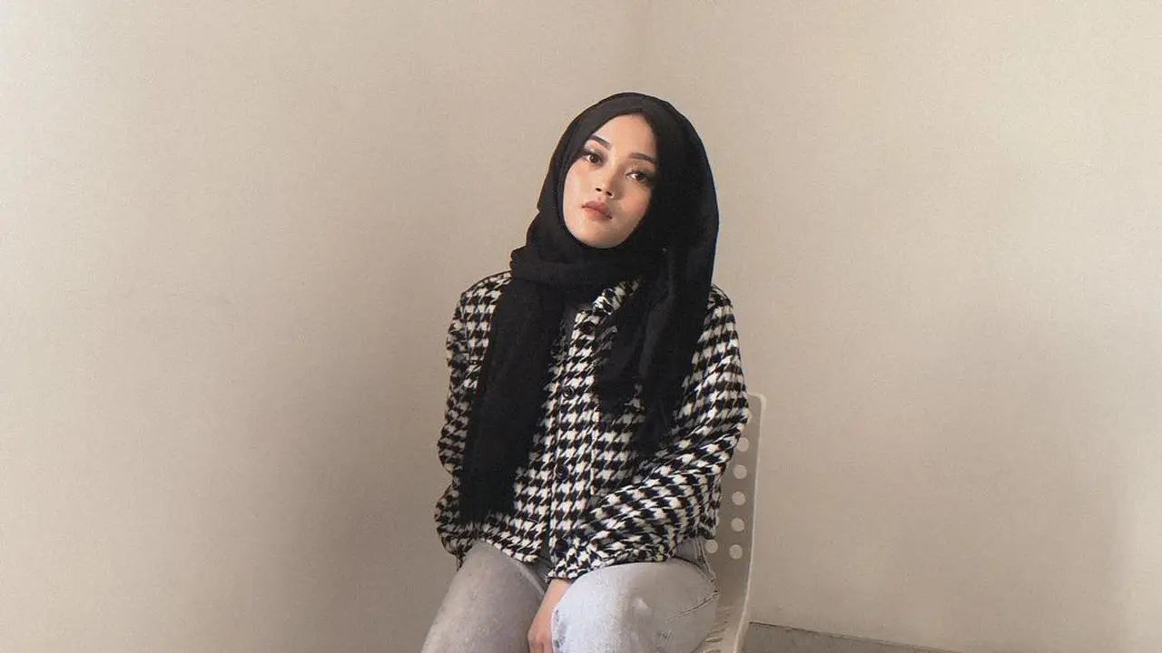 Putri Delina. (Foto: Instagram @putridelinaa)