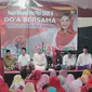 Ribuan muslimat Kota Surabaya Barat deklarasi untuk memenangkan Calon Gubernur Gus Ipul dan Calon Wakil Gubernur Puti Guntur Soekarno. (Liputan6.com/Dian Kurniawan)