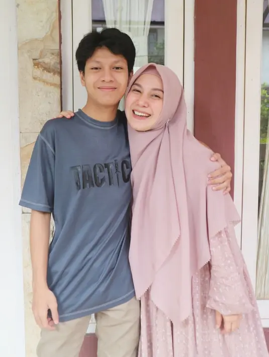 Puput Melati (Instagram/puputmelati)