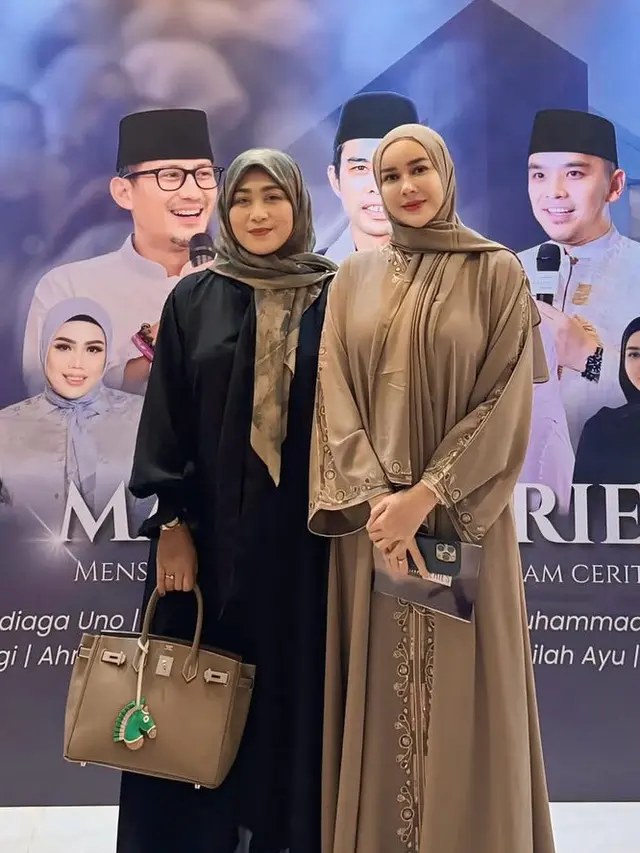 Aura Kasih saat hadir Kajian. [@aurakasih]