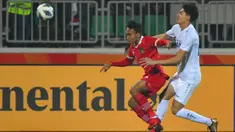 Pemain timnas Indonesia U-20 berjibaku melawan pemain Uzbekistan pada laga terakhir Grup A Piala Asia U-20 di Stadion Istiqlol Fergana, Uzbekistan, Selasa (7/3/2023). Timnas Indonesia U-20 tersingkir dari Piala Asia U-20 menyusul hasil bermain imbang 0-0 dengan Uzbekistan di laga terakhir Grup A. (Foto: Dok PSSI)