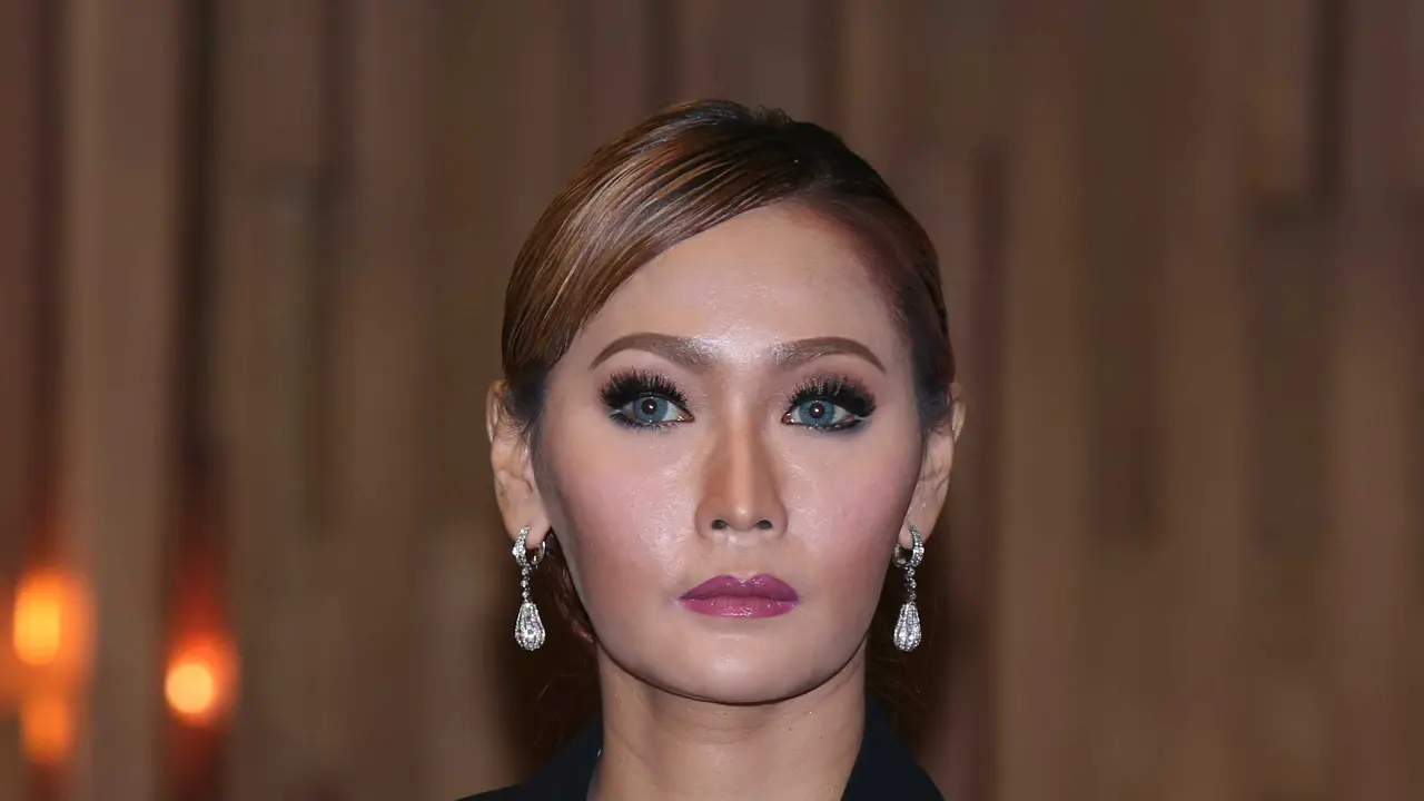 [Bintang] Inul Daratista