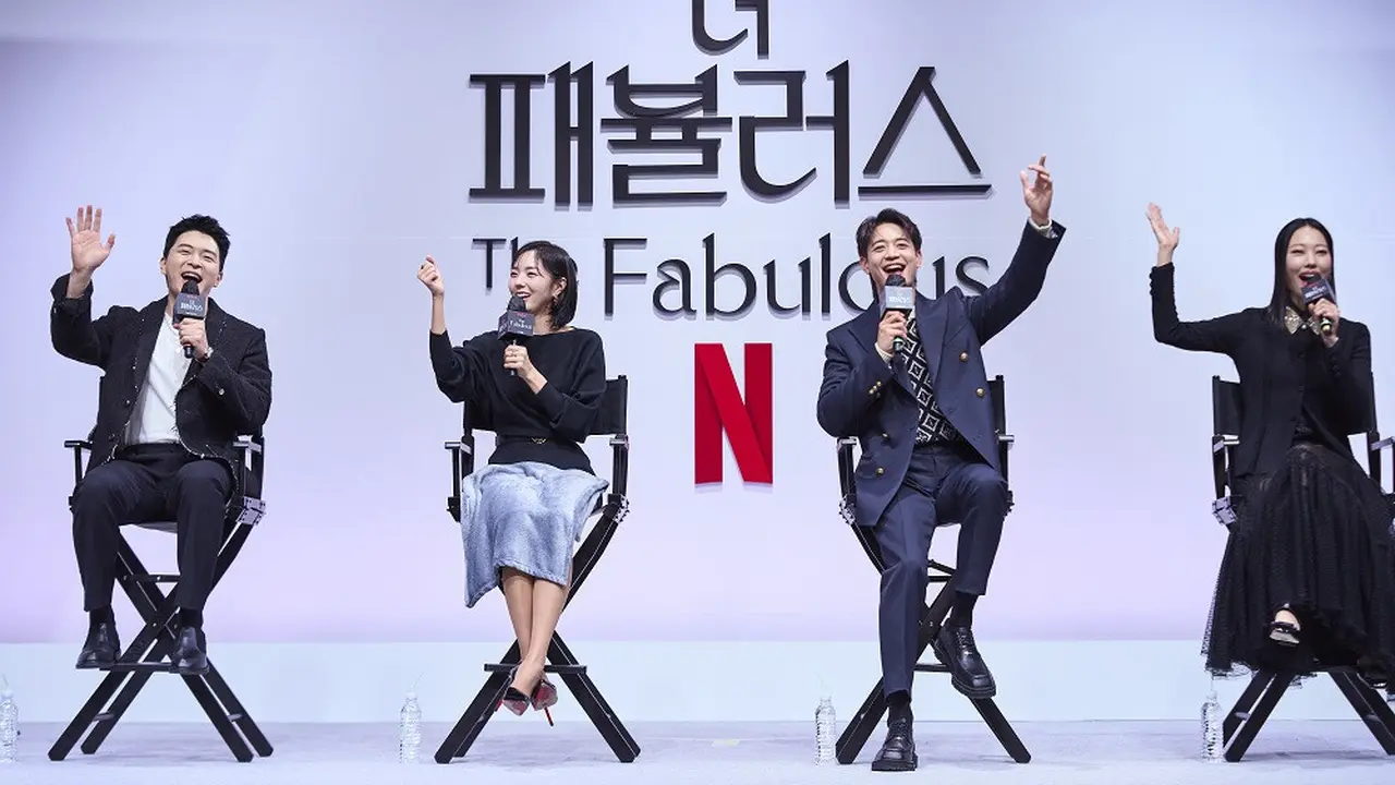 Para bintang drakor The Fabulous Chae Soo Bin, Choi Min Ho, Lee Sang Woon, Park Hee Jung di konferensi pers serial The Fabulous. (Foto: Netflix Indonesia)