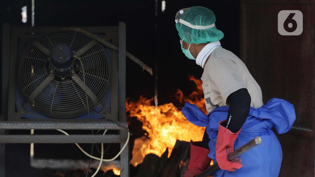 FOTO: Melihat Lebih Dalam Proses Kremasi Jenazah di Krematorium Cilincing