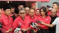 Sekretaris Tim Pemenangan Nasional (TPN) Ganjar-Mahfud, Hasto Kristiyanto, menyatakan Indonesia tidak boleh dipimpin oleh figur yang memiliki rekam jejak melanggar Hak Asasi Manusia (HAM). (Winda Nelfira).