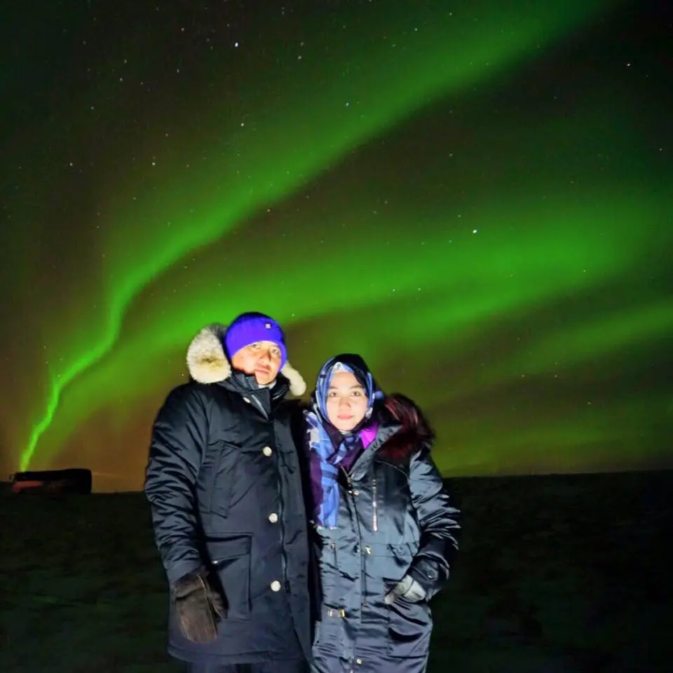 Kemesraan Anniesa Hasibuan dan Andika Surachman sebelum masuk penjara. (Sumber foto: facebook.com/anniesa.hasibuan)