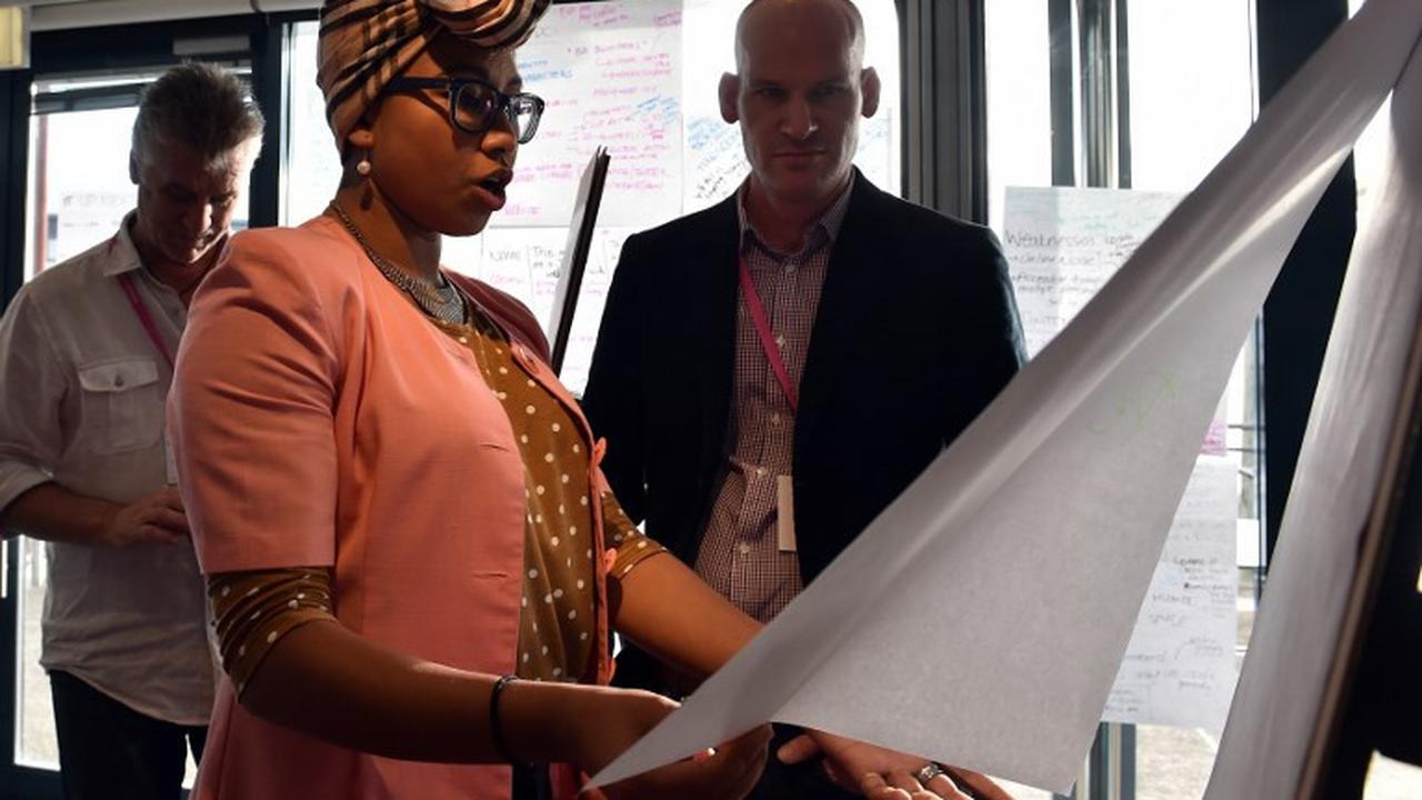 Baru Mendarat di AS, Aktivis Muslim WN Australia Dideportasi