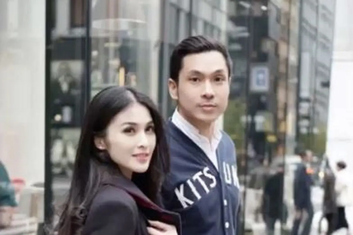Sandra Dewi dan Harvey Moeis