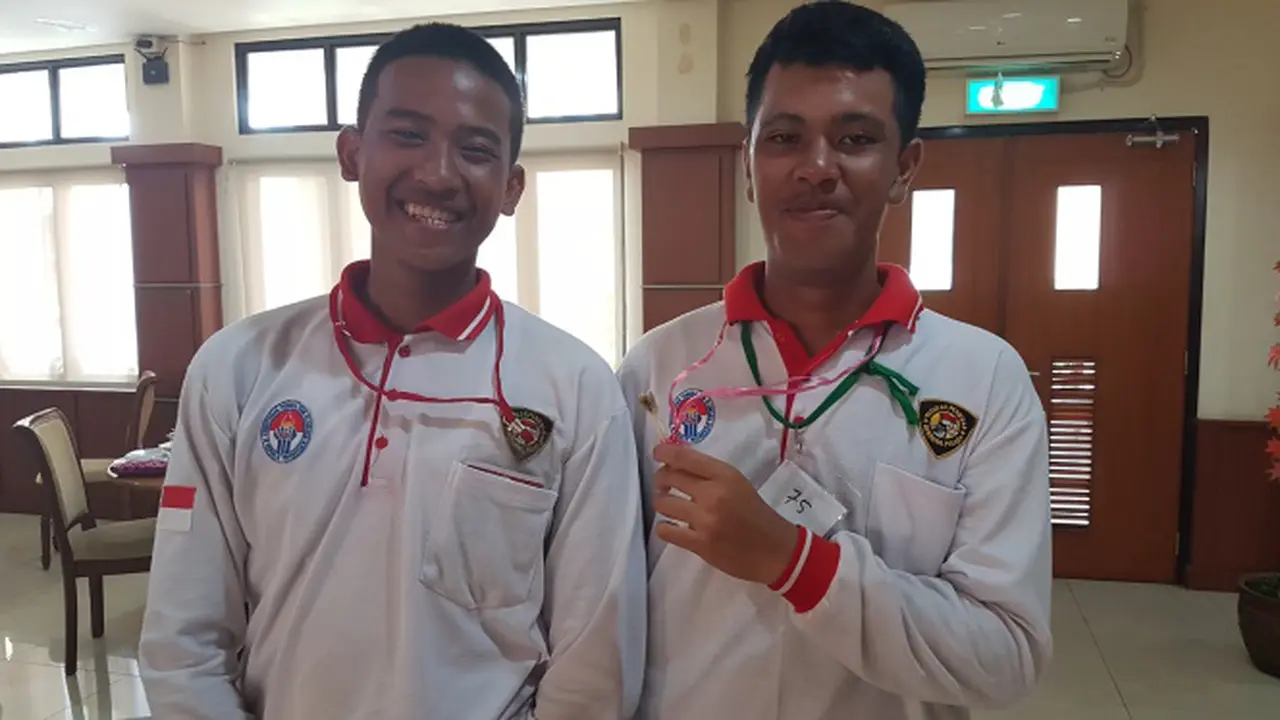 Paskibraka Dapat Kalung Tulang Ayam, Kenapa Ya?
