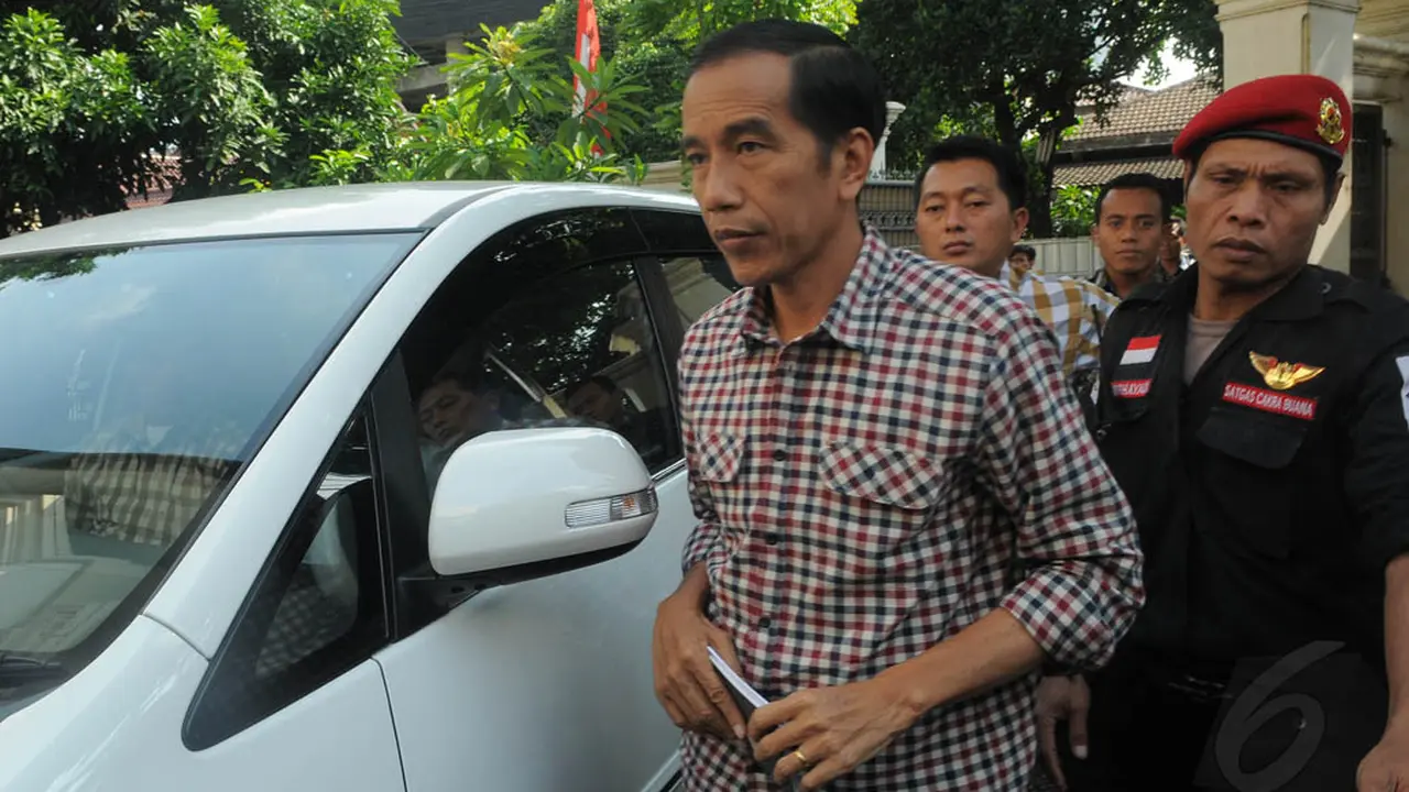 Ekspresi Jokowi Ditanya Pewarta Asing