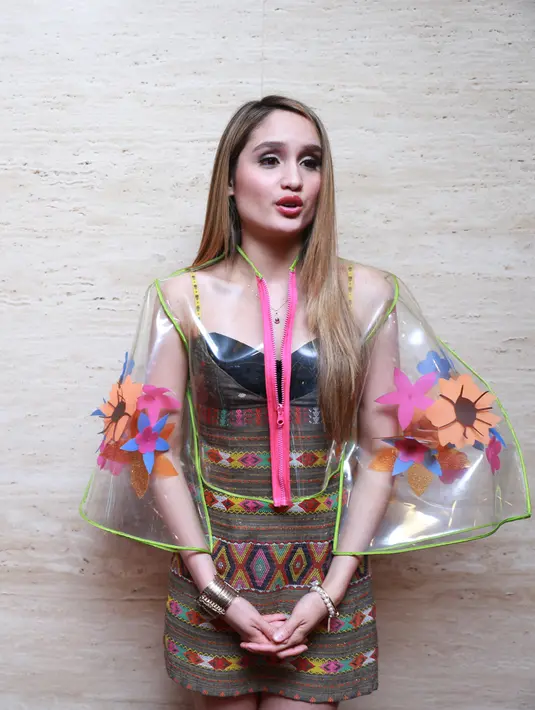 Cinta Laura akan meninggalkan Indonesia hingga awal tahun 2017. (Adrian Putra/Bintang.com)