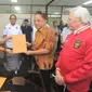 Marciano Norman Menyerahkan Berkas Pendaftaran sebagai Ketum KONI 2023-2027