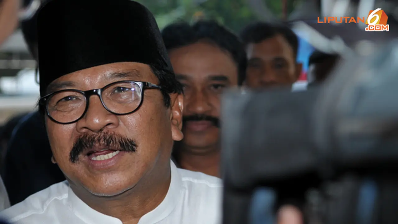 pilkada-jatim-soekarwo-130830-b.jpg
