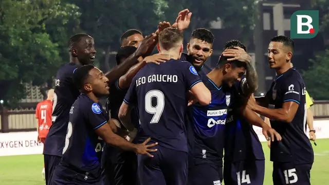 Foto: Borneo FC Gulung Semen Padang di BRI Liga 1 2024/2025