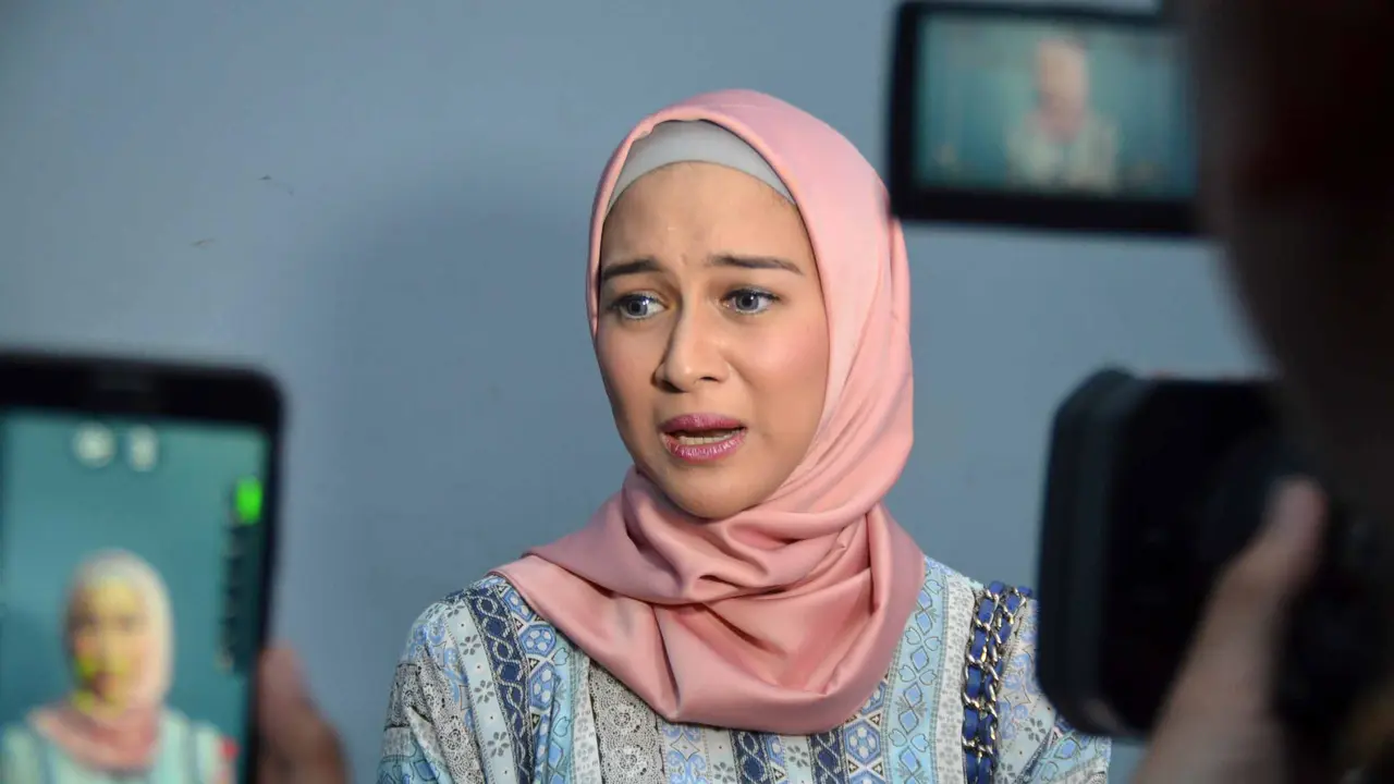 [Bintang] NIna Zatulini