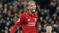 Gelandang Liverpool, Fabinho melakukan selebrasi usai membobol gawang Newcastle United pada laga Premier League di Stadion Anfield , Rabu (26/12). (AP/Jon Super)