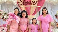 Ashanty, Amora, Arsy, Krisdayanti di baby shower Aurel (Foto: Instagram/@krisdayantilemos)