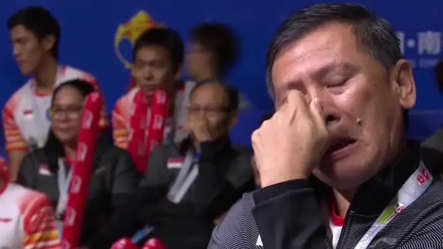 VIDEO: Anthony Sinisuka Ginting Takluk dari Kento Momota