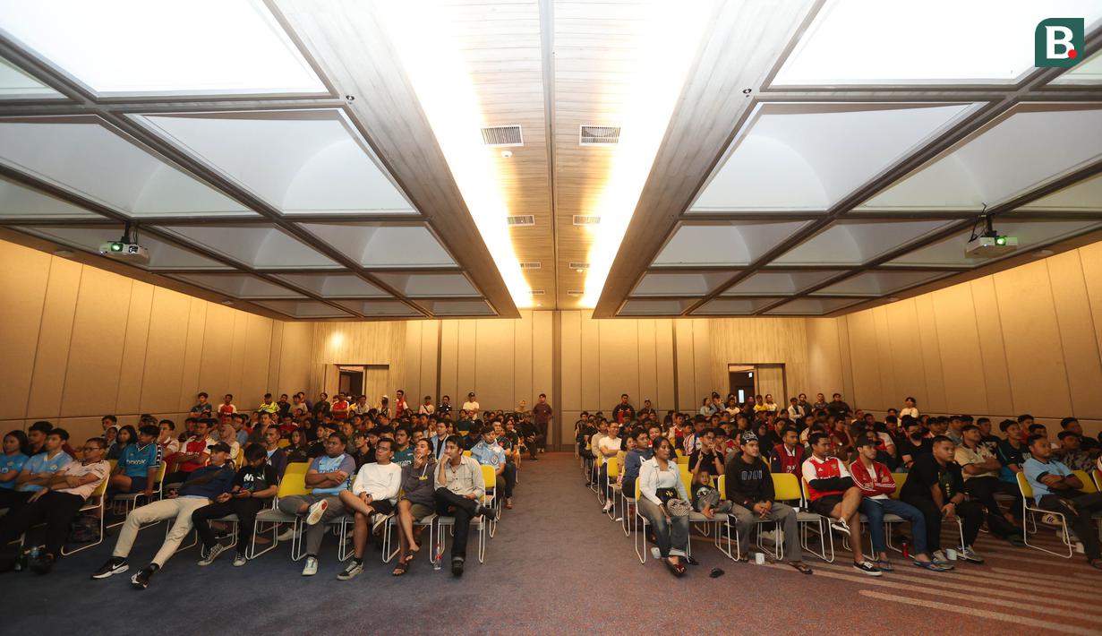 <p>Suasana acara Roaring night Manchester City vs Arsenal di Ibis Style Jakarta, Tanah Abang, Minggu (31/3/2024). (Bola.com/M Iqbal Ichsan)</p>