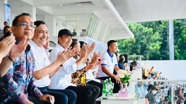 Jokowi Saksikan Final SAC Indonesia