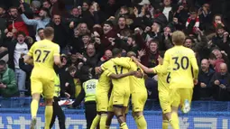 Namun The Bees tidak patah arang. Mereka berhasil membalikkan kedudukan menjadi 4-1 sehingga mereka meraih tiga poin di laga ini. (AP/Ian Walton)