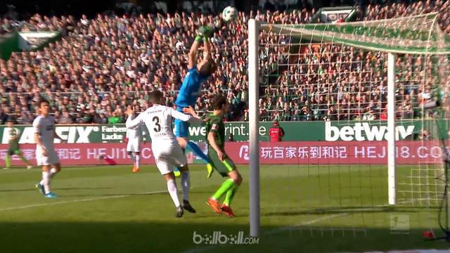 Eintracht Frankfurt menelan kekalahan saat bertandang ke kandang Werder Bremen dengan skor 2-1 di Bundesliga Minggu (1/4). Tuan ru...