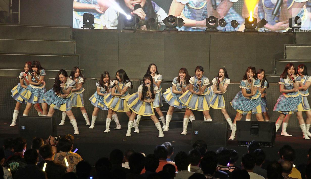 Photo Meriahnya Konser Jkt48 Request Hour Setlist Best 30 2017 Showbiz Liputan6com