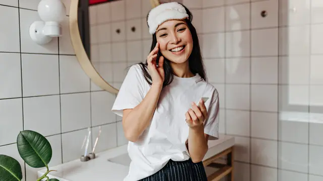 Skincare Retinol untuk Remaja, Apakah Boleh Digunakan? Intip Faktanya!