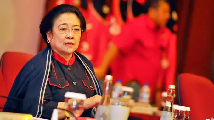 Megawati Upacara Di DPP PDIP