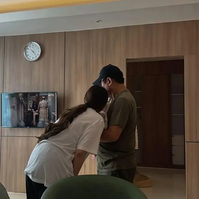 6 Potret Baby Selina Digendong Keluarga, Momen Bahagia Kelahiran Cucu Sule
