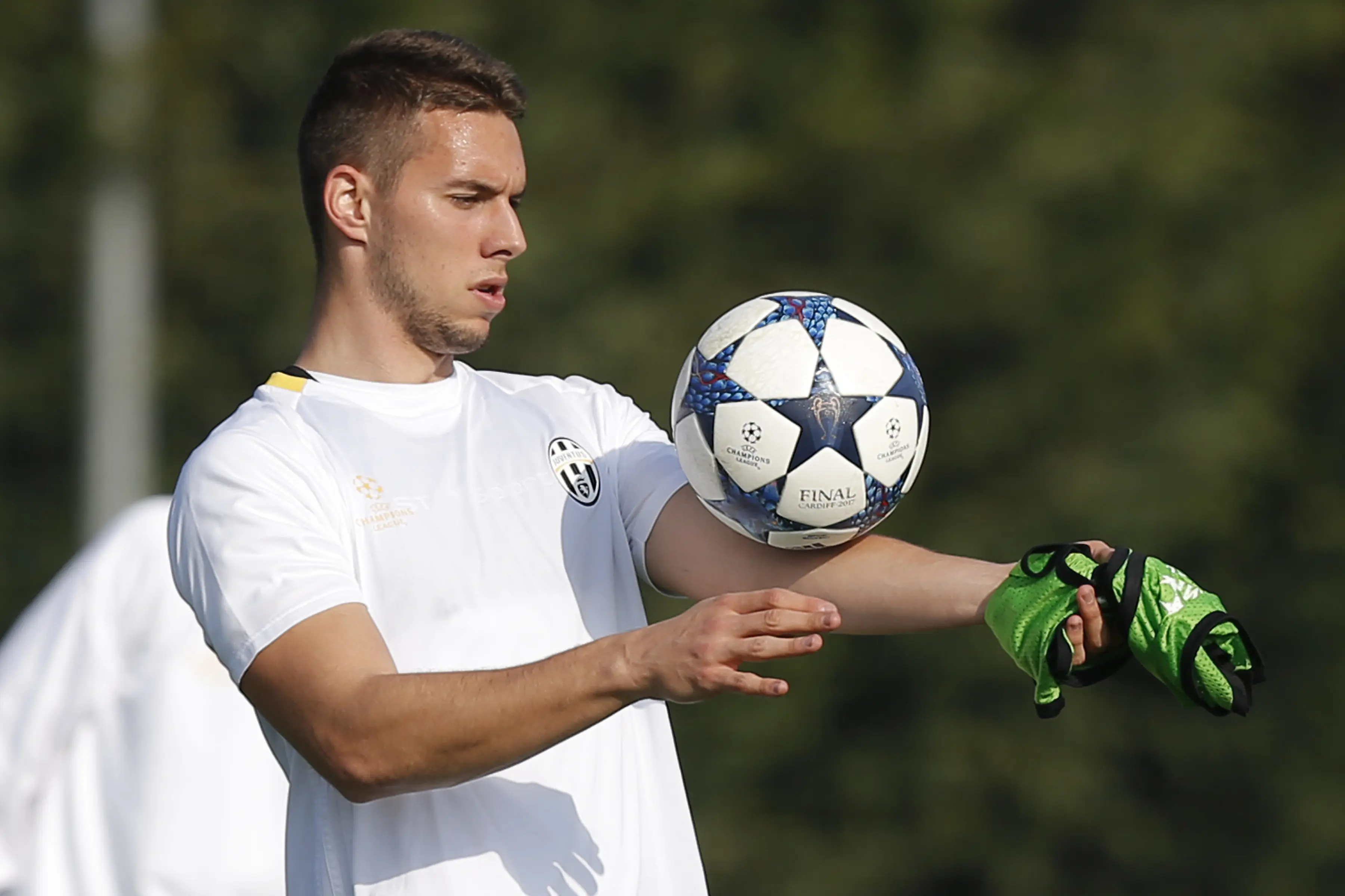 Juventus resmi meminjamkan Marko Pjaca (AFP/Marco Bertorello)